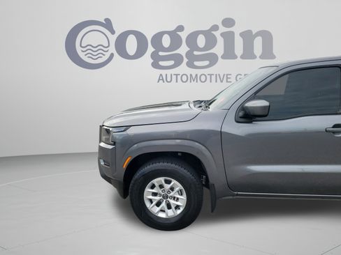 Certified 2024 Nissan Frontier SV RWD image 29