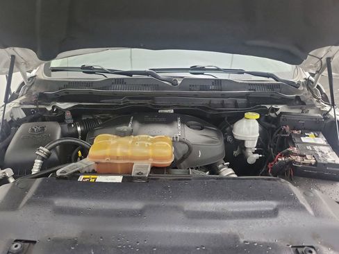 Used 2018 RAM 1500 Sport image 32