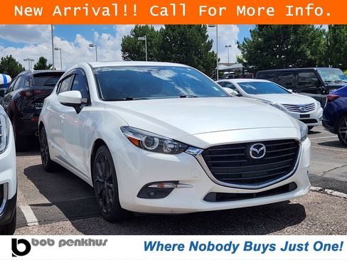 Used 2017 MAZDA MAZDA3 Grand Touring FWD image 1