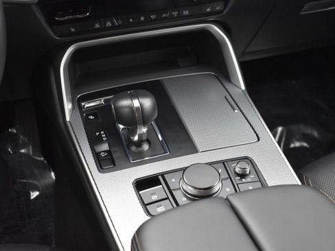 Certified 2024 MAZDA CX-90 Plug-In Hybrid w/ Premium Pkg image 23