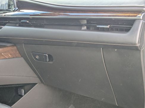 Certified 2023 Cadillac Escalade Sport Platinum image 24