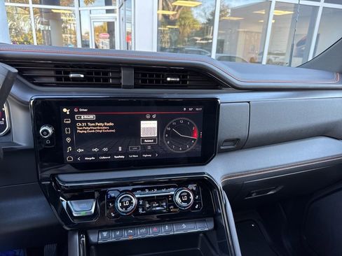 Used 2026 GMC Sierra 3500 AT4 w/ AT4 Premium Plus Package image 71