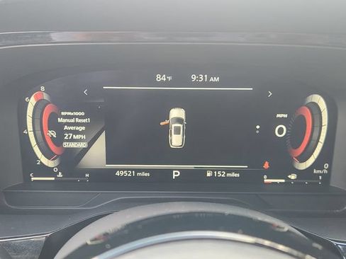 Used 2023 Nissan Pathfinder Platinum FWD image 17