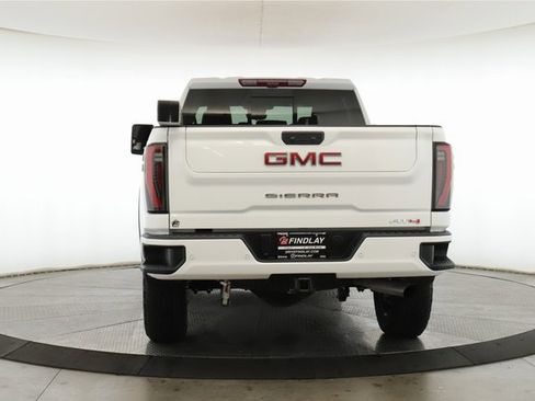 Used 2025 GMC Sierra 2500 AT4 w/ AT4 Premium Plus Package image 11