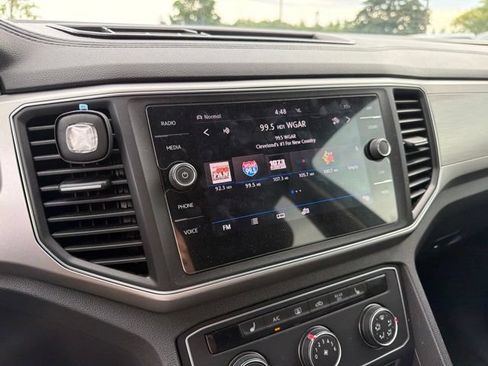 Used 2018 Volkswagen Atlas SE AWD/4WD image 9