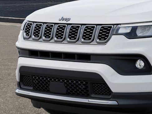 New 2026 Jeep Compass Latitude AWD/4WD image 11