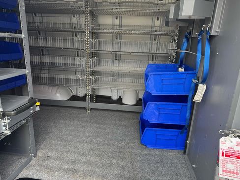 Used 2018 Chevrolet Express 2500 image 20