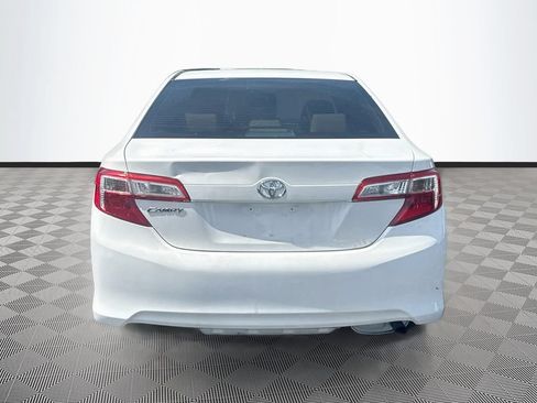 Used 2013 Toyota Camry FWD image 7