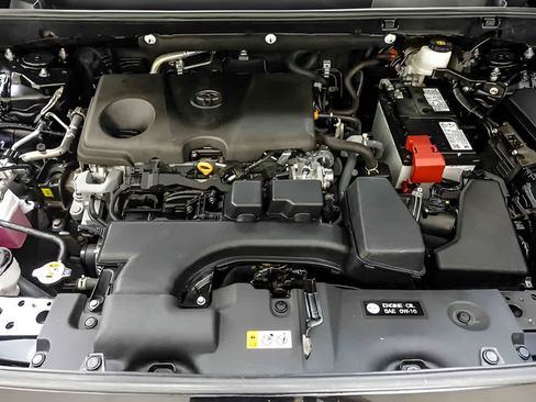 Certified 2025 Toyota RAV4 LE FWD image 23