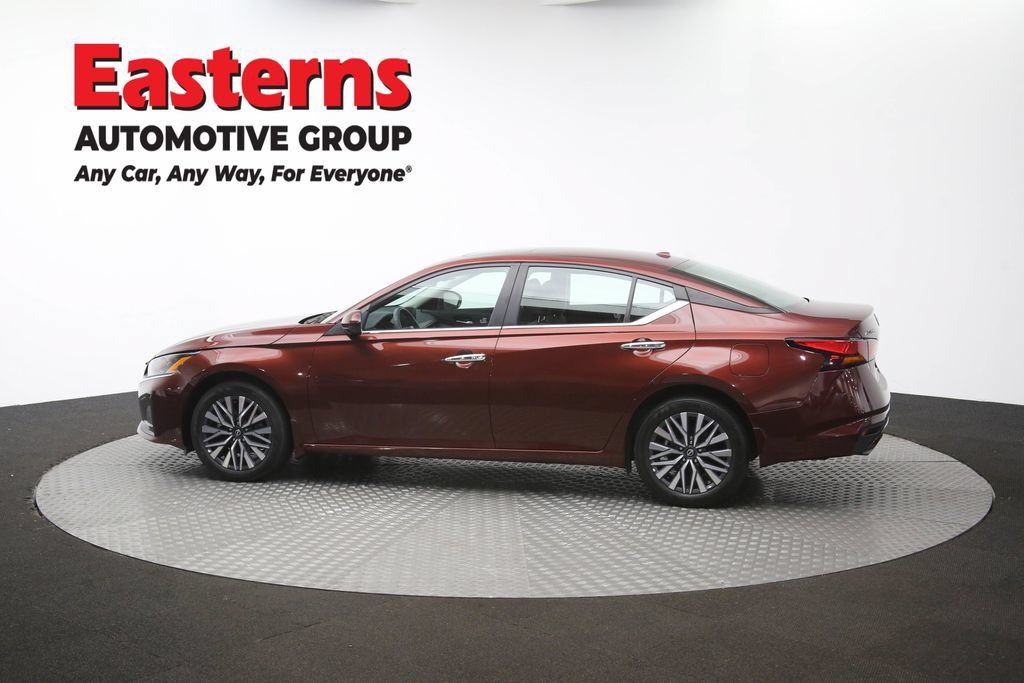 Used 2024 Nissan Altima 2.5 SV w/ SV Premium Package AWD/4WD image 62