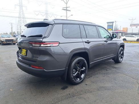 New 2025 Jeep Grand Cherokee L Limited w/ Luxury Tech Group II AWD/4WD image 5