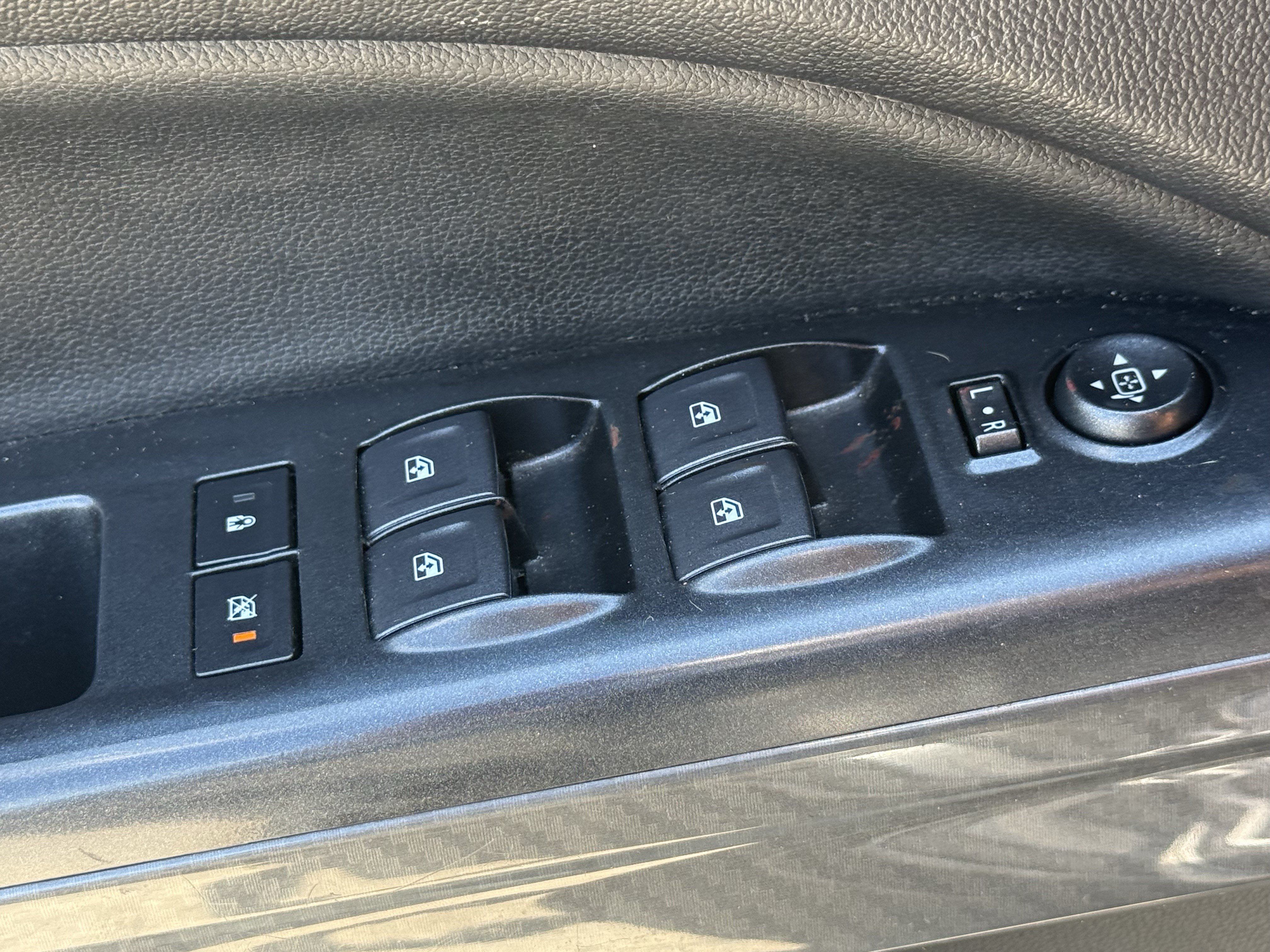 Used 2021 GMC Canyon AT4 w/ Driver Alert Package AWD/4WD image 26
