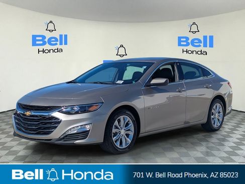 Used 2025 Chevrolet Malibu LT image 1