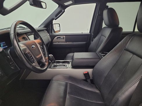 Used 2016 Ford Expedition Limited w/ Equipment Group 301A AWD/4WD image 17