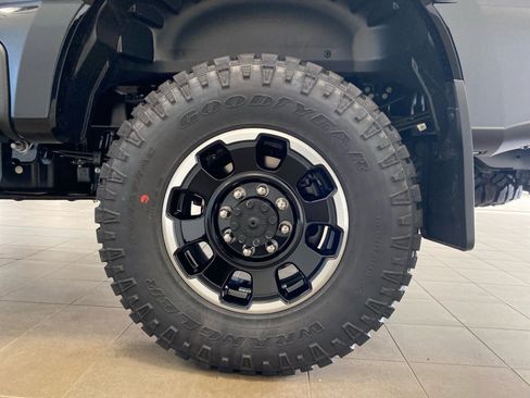 New 2026 Ford F250 4x4 Crew Cab Super Duty image 32