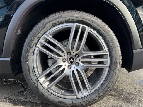 New 2026 Mercedes-Benz GLS 450 4MATIC image 11