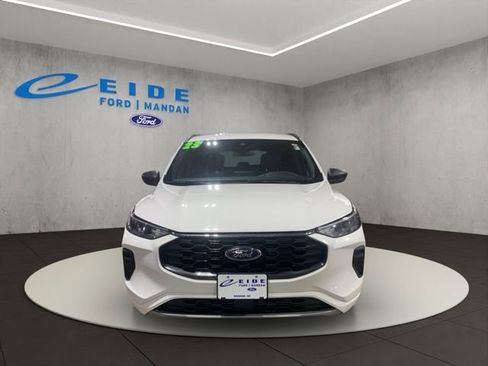 Used 2023 Ford Escape ST-Line AWD/4WD image 2