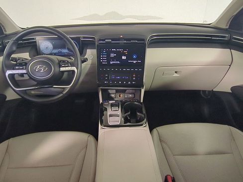 Certified 2022 Hyundai Tucson Limited w/ Cargo Package FWD image 18