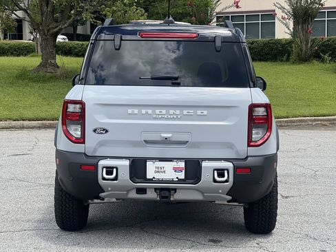 New 2026 Ford Bronco Sport Outer Banks w/ Sasquatch Outer Banks Package AWD/4WD image 24