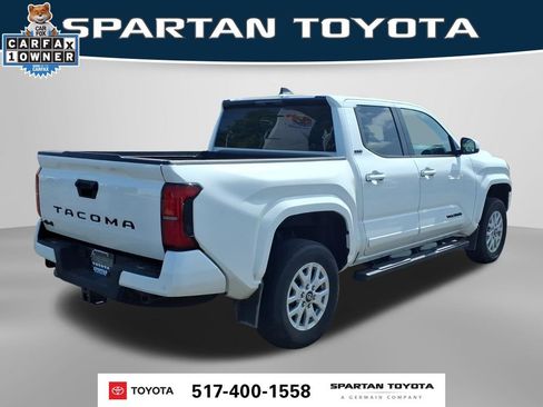 Used 2024 Toyota Tacoma SR5 AWD/4WD image 6