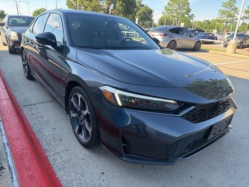 Used 2025 Honda Civic Sport Touring image 3