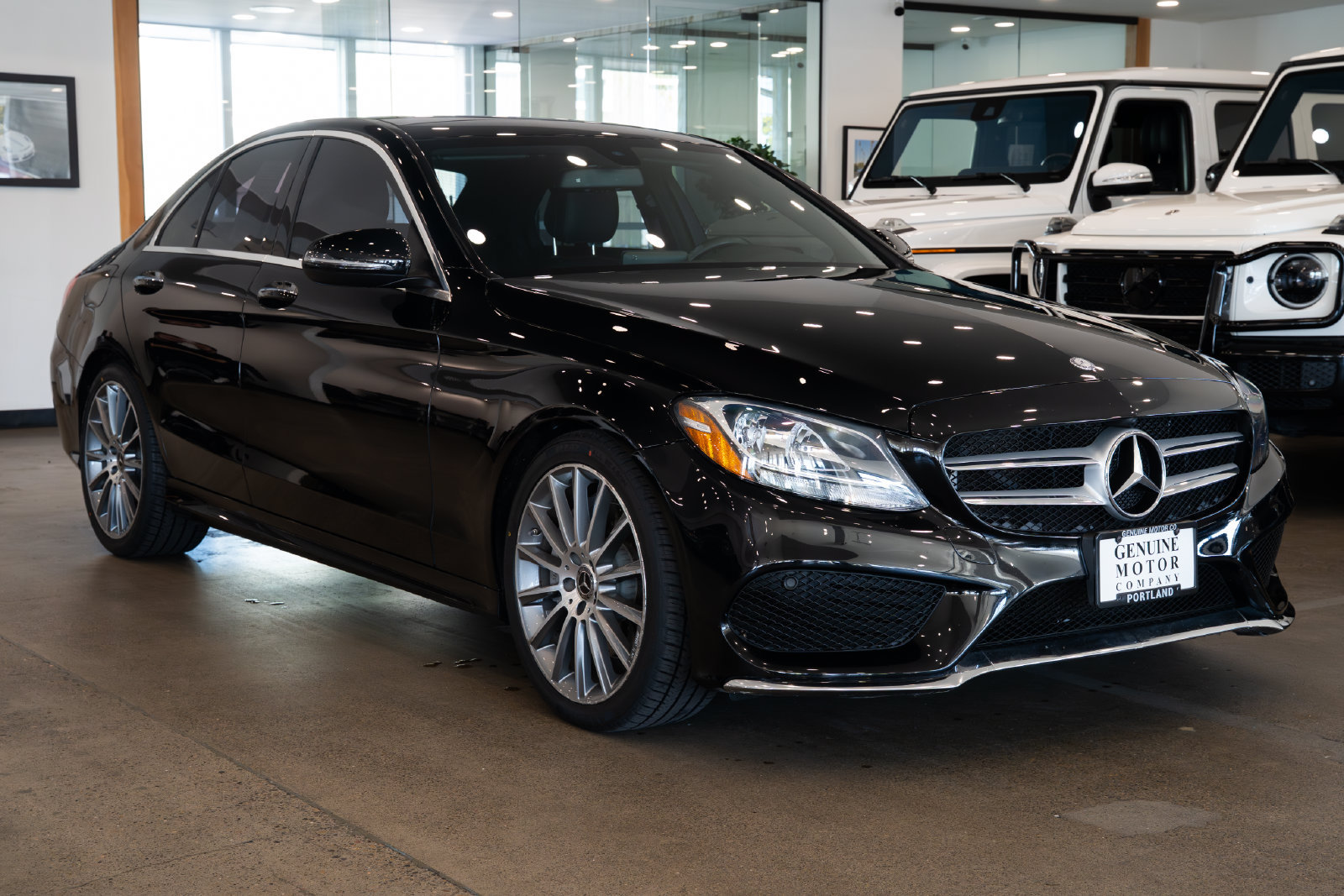 Used 2017 Mercedes-Benz C 300 Sedan image 3