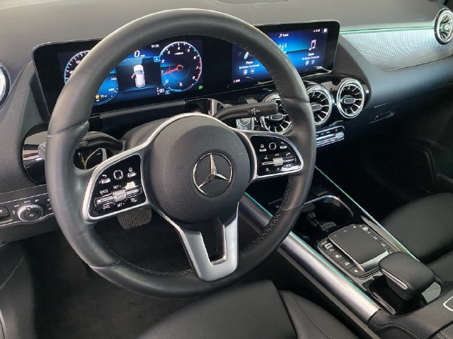 Used 2022 Mercedes-Benz GLA 250 4MATIC image 19