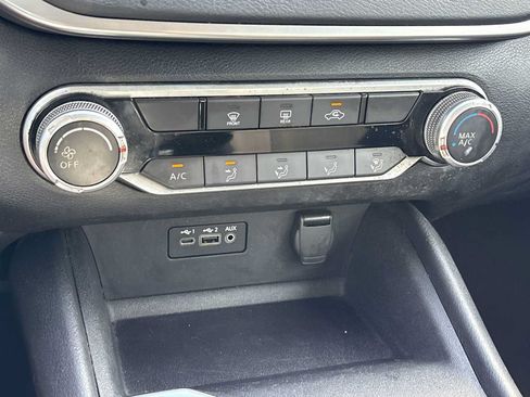 Used 2020 Nissan Altima 2.5 S FWD image 17