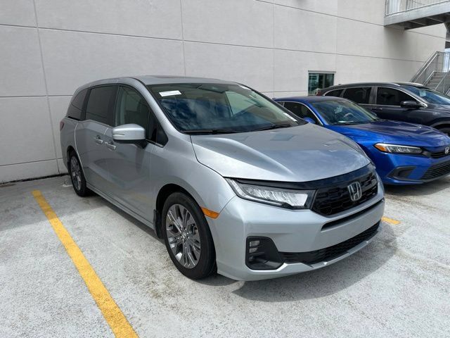 Certified 2025 Honda Odyssey Touring image 2