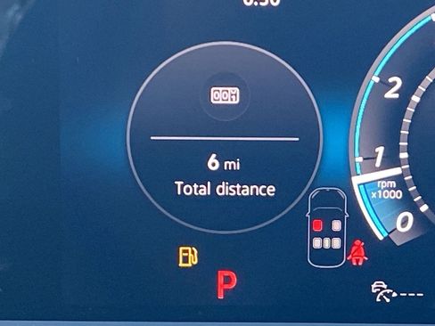 New 2026 Volkswagen Tiguan SE R-Line image 28