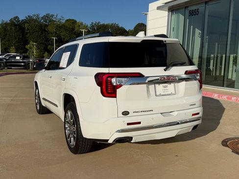Used 2023 GMC Acadia Denali AWD/4WD image 3