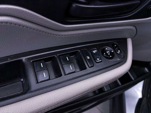 Used 2021 Honda Odyssey EX-L image 13