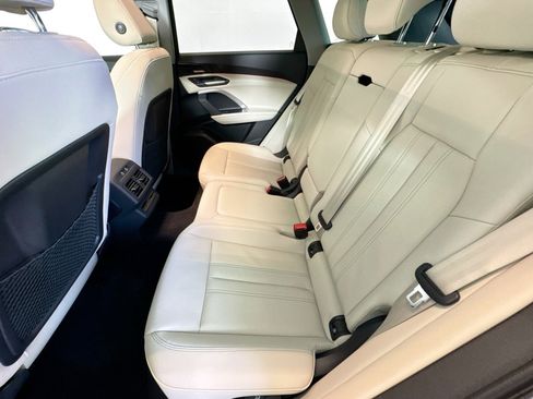 New 2025 Audi Q5 Premium Plus image 22