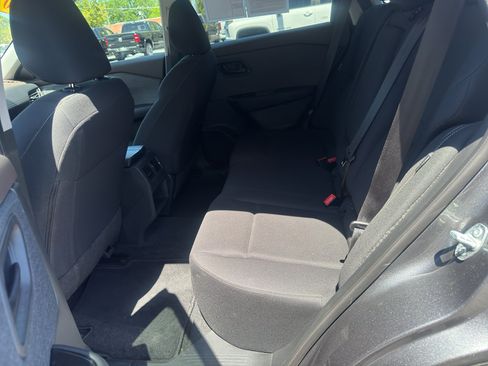 Used 2023 Nissan Rogue S FWD image 21