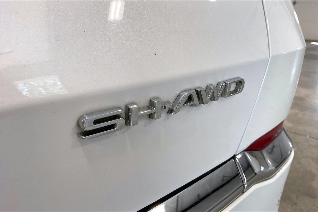 Used 2023 Acura MDX w/ Technology Package AWD/4WD image 25