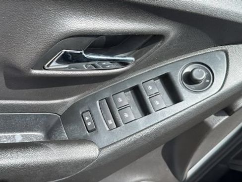 Used 2017 Chevrolet Trax LS w/ LPO, Cargo Package FWD image 20
