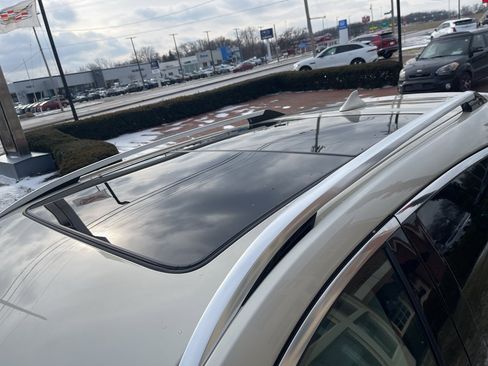 Used 2014 Cadillac SRX Performance w/ Driver Awareness Package image 13