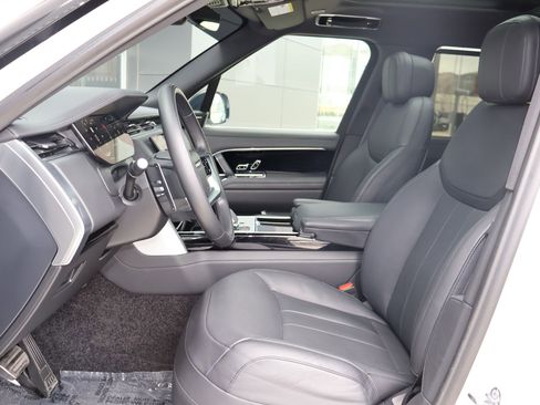 Certified 2024 Land Rover Range Rover Long Wheelbase SE image 24