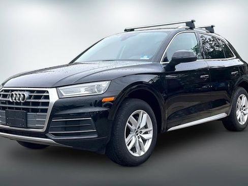 Used 2020 Audi Q5 2.0T Premium w/ Convenience Package AWD/4WD image 2