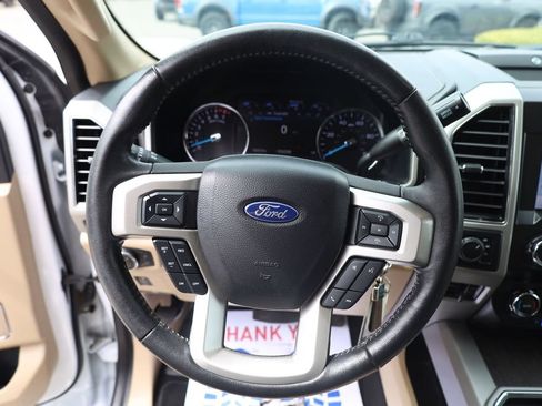 Used 2020 Ford F250 Lariat w/ Chrome Package AWD/4WD image 13