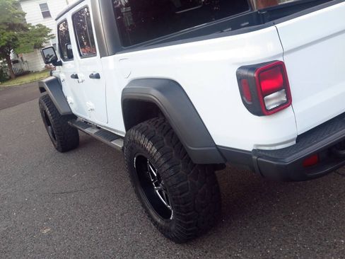 Used 2020 Jeep Gladiator Sport w/ Quick Order Package 24S AWD/4WD image 29