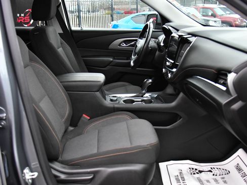 Used 2019 Chevrolet Traverse LT w/ LPO, Floor Liner Package image 45