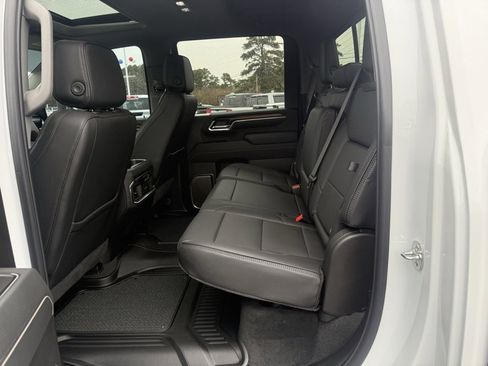 Used 2025 GMC Sierra 2500 Denali w/ Denali Reserve Package image 14