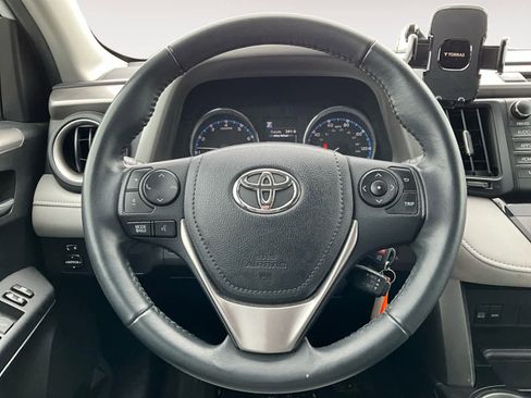 Used 2016 Toyota RAV4 XLE image 17
