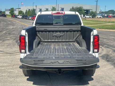 Used 2023 Chevrolet Colorado Trail Boss w/ Technology Package AWD/4WD image 36