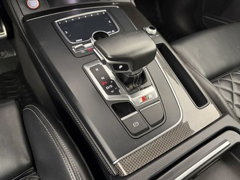 Used 2018 Audi SQ5 Premium Plus w/ Navigation Package AWD/4WD image 34