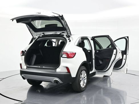 Used 2022 Ford Escape SE w/ Cold Weather Package AWD/4WD image 49