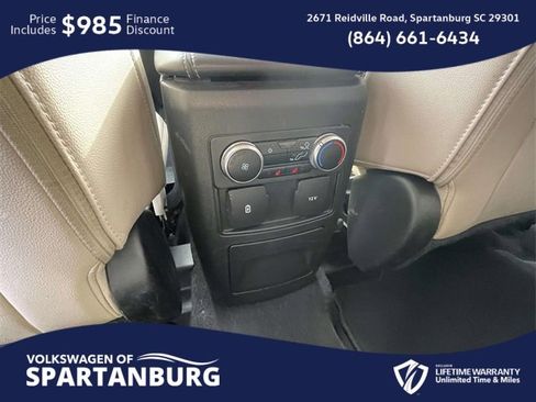 Used 2024 Ford Explorer Limited image 13