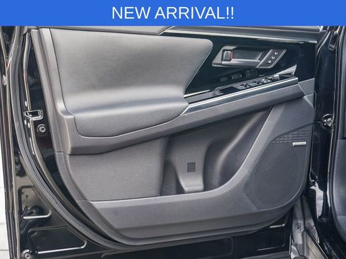 Certified 2023 Subaru Solterra Limited image 24