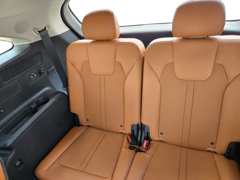 Certified 2022 Kia Sorento SX Prestige w/ Rust Color Package AWD/4WD image 20